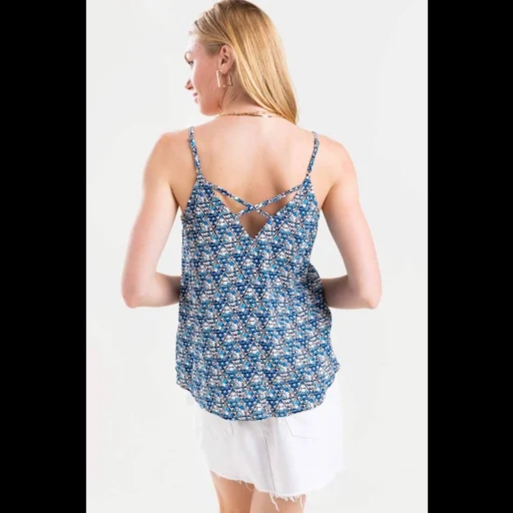 NEW Francesca's 3X Blue White Geo Criss Cross Strappy Back‎ Tank Top